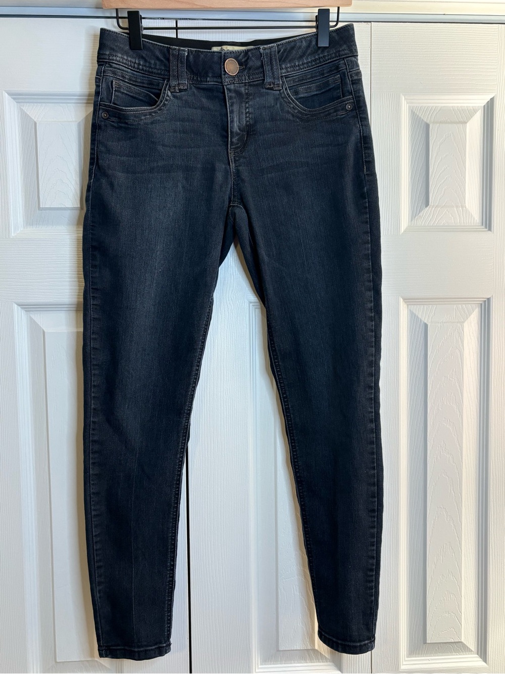 Women’s Democracy jeans featuring "Ab"solution technology size 4